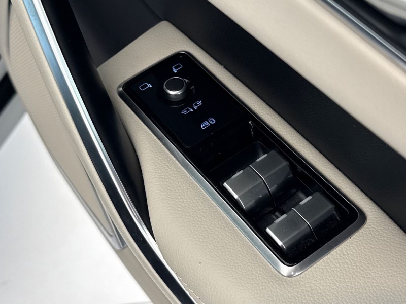 2023 (23) JAGUAR F-PACE 2.0 P250 R-Dynamic SE Black 5dr Auto AWD 5282125