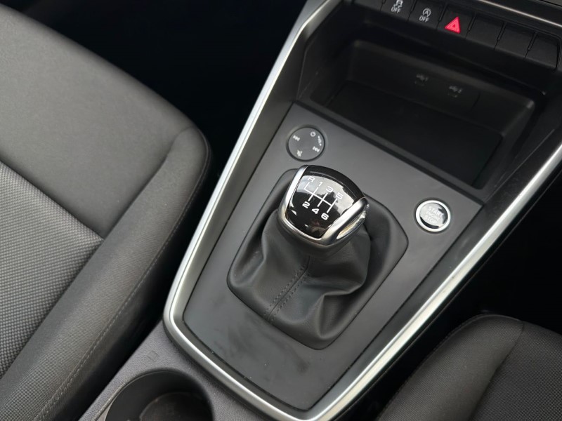 2022 (22) AUDI A3 30 TFSI Technik 5dr 5293136