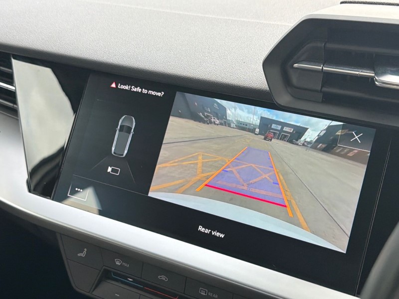 2022 (22) AUDI A3 30 TFSI Technik 5dr 5293135