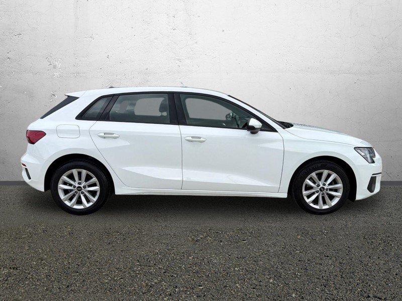 2022 (22) AUDI A3 30 TFSI Technik 5dr 5293128