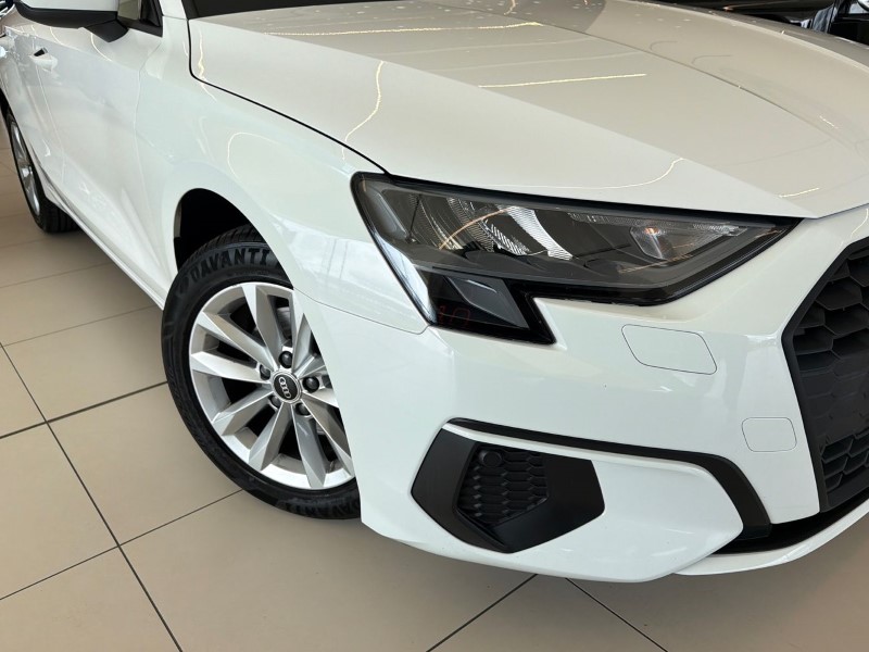 2022 (22) AUDI A3 30 TFSI Technik 5dr 5293156