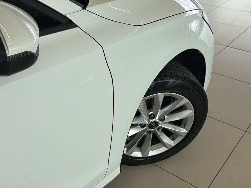 2022 (22) AUDI A3 30 TFSI Technik 5dr 5293163