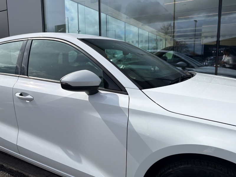 2022 (22) AUDI A3 30 TFSI Technik 5dr 5293143