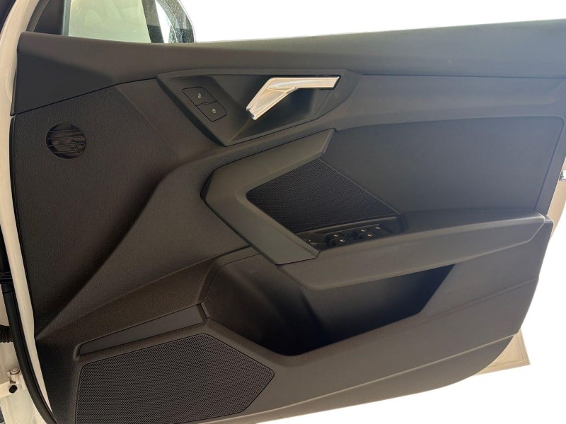 2022 (22) AUDI A3 30 TFSI Technik 5dr 5293144