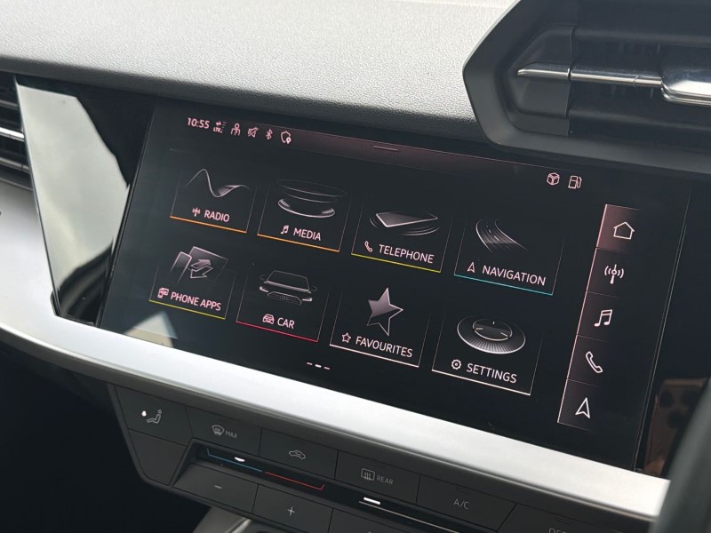 2022 (22) AUDI A3 30 TFSI Technik 5dr 5293151