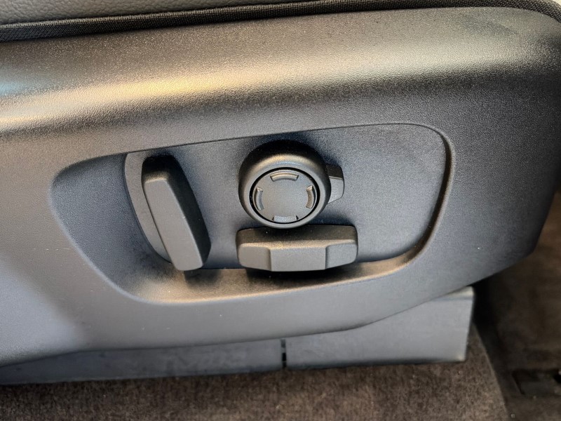 2024 (74) LAND ROVER DISCOVERY 3.0 D350 Dynamic SE 5dr Auto 5326106