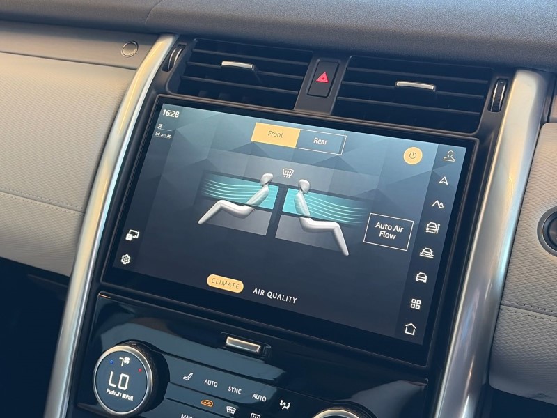 2024 (74) LAND ROVER DISCOVERY 3.0 D350 Dynamic SE 5dr Auto 5326116