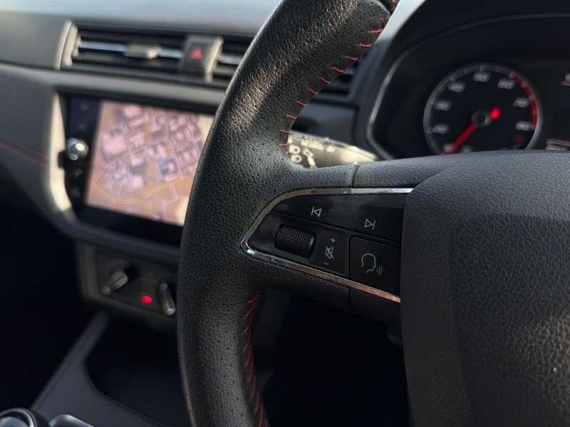 2019 (19) SEAT IBIZA 1.0 TSI 115 FR [EZ] 5dr 5276164