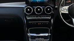 2020 (20) MERCEDES-BENZ GLC 300 4Matic Sport 5dr 9G-Tronic 5304435
