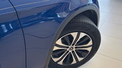 2020 (20) MERCEDES-BENZ GLC 300 4Matic Sport 5dr 9G-Tronic 5304464