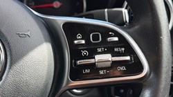 2020 (20) MERCEDES-BENZ GLC 300 4Matic Sport 5dr 9G-Tronic 5304447