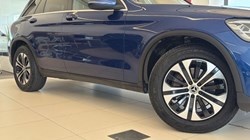 2020 (20) MERCEDES-BENZ GLC 300 4Matic Sport 5dr 9G-Tronic 5304459