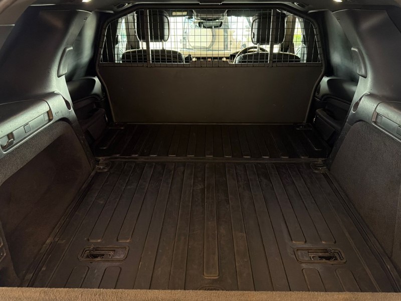 2023 (73) LAND ROVER COMMERCIAL DISCOVERY 3.0 D300 Dynamic HSE Commercial Auto 5300235