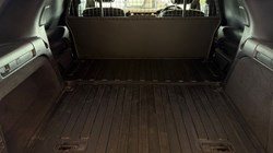 2023 (73) LAND ROVER COMMERCIAL DISCOVERY 3.0 D300 Dynamic HSE Commercial Auto 5300235