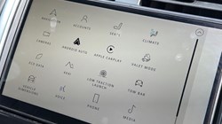 2023 (73) LAND ROVER COMMERCIAL DISCOVERY 3.0 D300 Dynamic HSE Commercial Auto 5300256