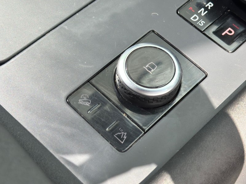 2023 (73) LAND ROVER COMMERCIAL DISCOVERY 3.0 D300 Dynamic HSE Commercial Auto 5300262