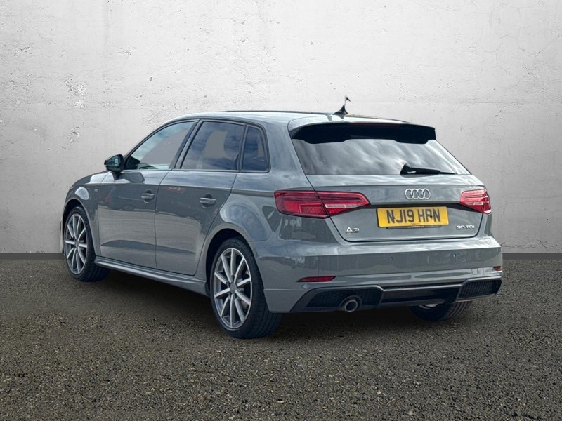 2019 (19) AUDI A3 30 TDI 116 Black Edition 5dr 5312938