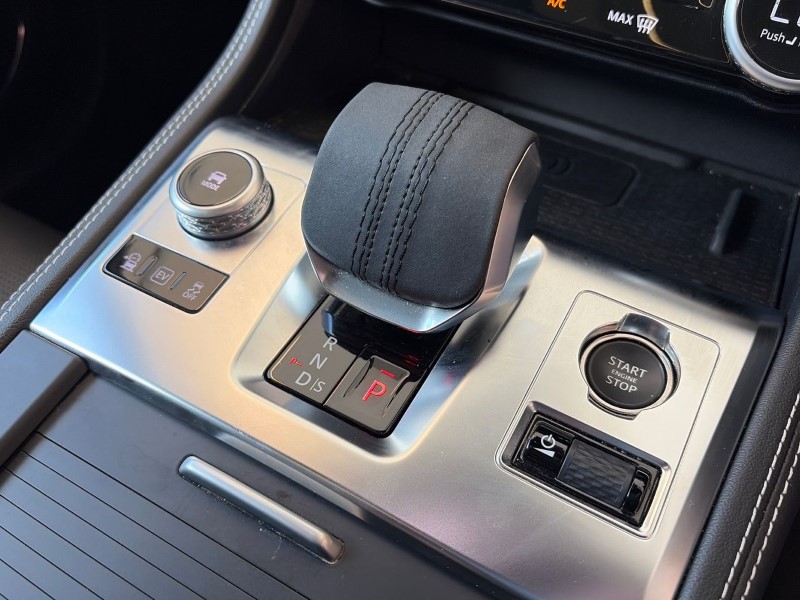 2024 (74) JAGUAR F-PACE 2.0 P400e R-Dynamic HSE Black 5dr Auto AWD 5284398