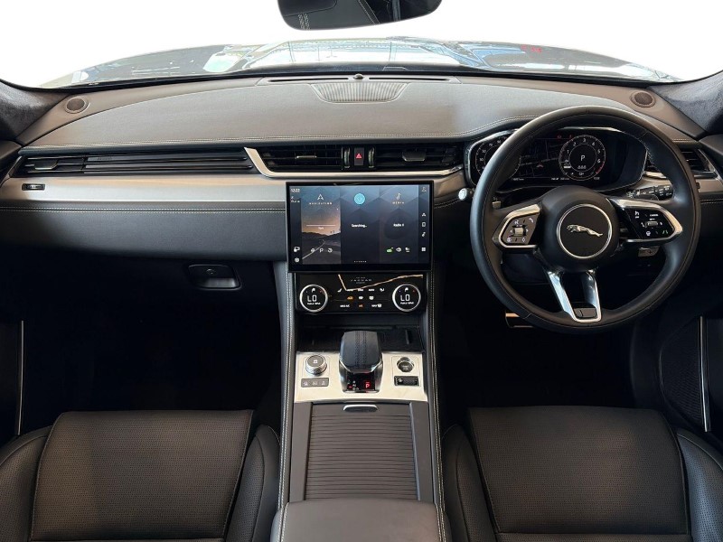 2024 (74) JAGUAR F-PACE 2.0 P400e R-Dynamic HSE Black 5dr Auto AWD 5284394