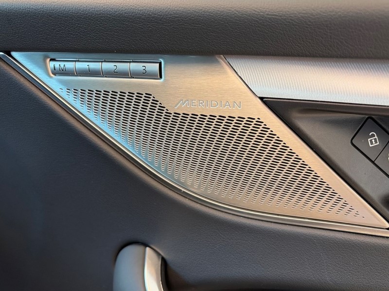 2024 (74) JAGUAR F-PACE 2.0 P400e R-Dynamic HSE Black 5dr Auto AWD 5284441