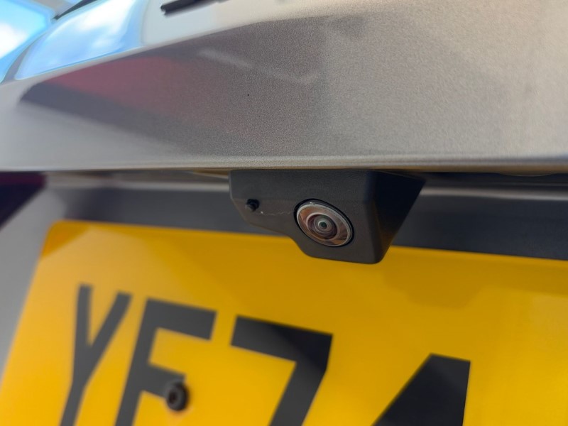 2024 (74) JAGUAR F-PACE 2.0 P400e R-Dynamic HSE Black 5dr Auto AWD 5284429