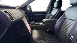 2021 (21) LAND ROVER DISCOVERY 3.0 D300 R-Dynamic SE 5dr Auto 5294216