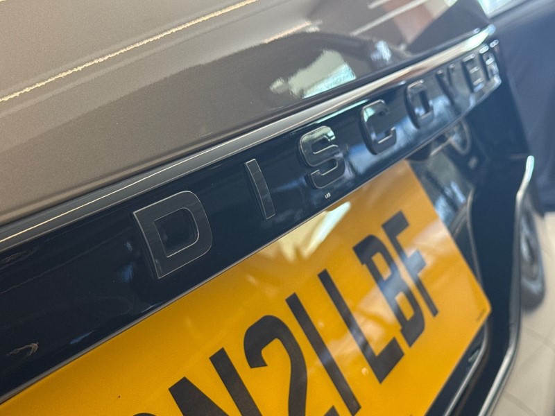 2021 (21) LAND ROVER DISCOVERY 3.0 D300 R-Dynamic SE 5dr Auto 5294258