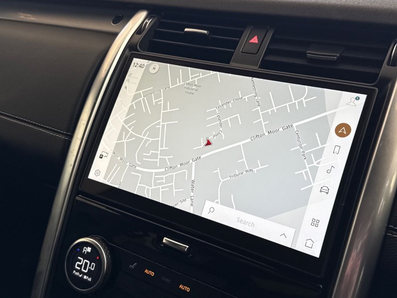 2021 (21) LAND ROVER DISCOVERY 3.0 D300 R-Dynamic SE 5dr Auto 5294224