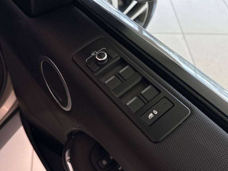 2021 (21) LAND ROVER DISCOVERY 3.0 D300 R-Dynamic SE 5dr Auto 5294236