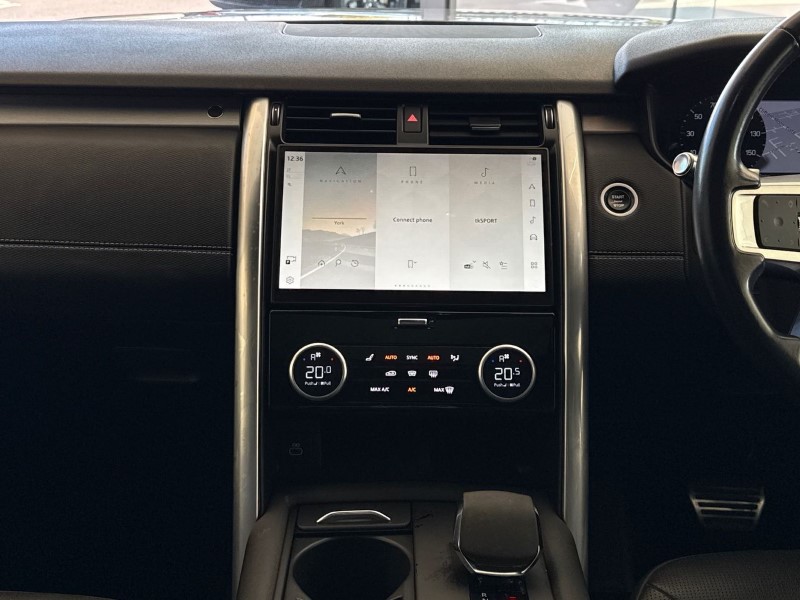 2021 (21) LAND ROVER DISCOVERY 3.0 D300 R-Dynamic SE 5dr Auto 5294227