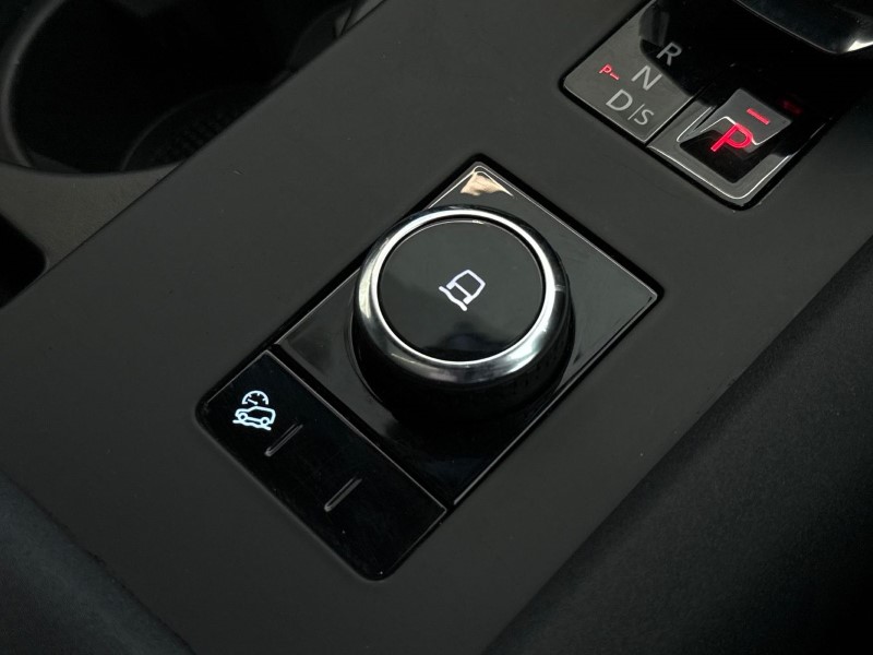 2021 (21) LAND ROVER DISCOVERY 3.0 D300 R-Dynamic SE 5dr Auto 5294249