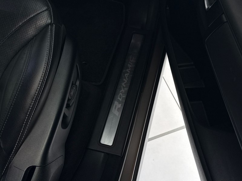 2021 (21) LAND ROVER DISCOVERY 3.0 D300 R-Dynamic SE 5dr Auto 5294251