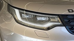 2021 (21) LAND ROVER DISCOVERY 3.0 D300 R-Dynamic SE 5dr Auto 5294230