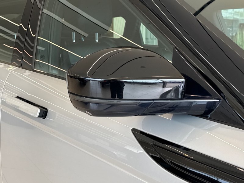 2021 (21) LAND ROVER RANGE ROVER EVOQUE 2.0 P200 R-Dynamic S 5dr Auto 5304640