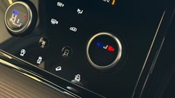 2021 (21) LAND ROVER RANGE ROVER EVOQUE 2.0 P200 R-Dynamic S 5dr Auto 5304626