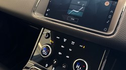 2021 (21) LAND ROVER RANGE ROVER EVOQUE 2.0 P200 R-Dynamic S 5dr Auto 5304624