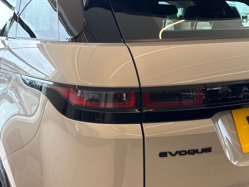 2021 (21) LAND ROVER RANGE ROVER EVOQUE 2.0 P200 R-Dynamic S 5dr Auto 5304612