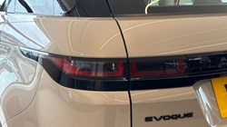 2021 (21) LAND ROVER RANGE ROVER EVOQUE 2.0 P200 R-Dynamic S 5dr Auto 5304612