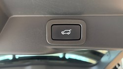 2022 (22) LAND ROVER RANGE ROVER SPORT 3.0 D250 HSE 5dr Auto 5309190