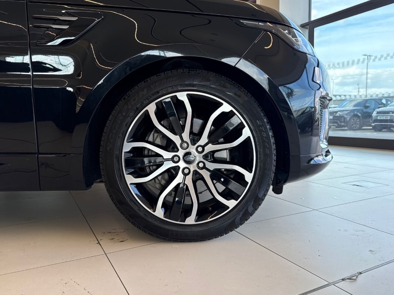 2022 (22) LAND ROVER RANGE ROVER SPORT 3.0 D250 HSE Silver 5dr Auto 5302701