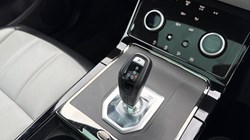 2023 (23) LAND ROVER RANGE ROVER EVOQUE 1.5 P300e Evoque Edition 5dr Auto 5306046