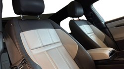 2023 (23) LAND ROVER RANGE ROVER EVOQUE 1.5 P300e Evoque Edition 5dr Auto 5306059