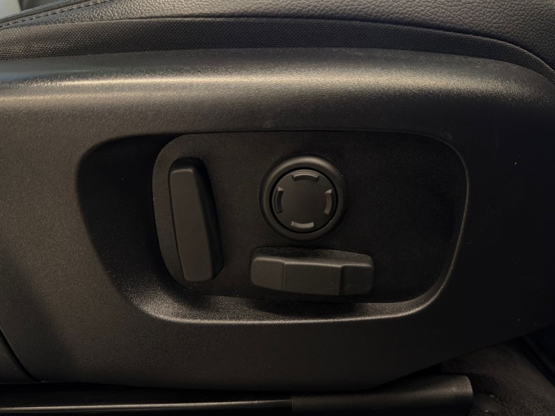 2023 (23) LAND ROVER RANGE ROVER EVOQUE 1.5 P300e Evoque Edition 5dr Auto 5306057