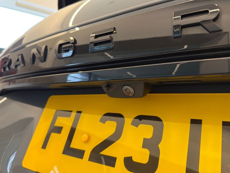 2023 (23) LAND ROVER RANGE ROVER EVOQUE 1.5 P300e Evoque Edition 5dr Auto 5306073