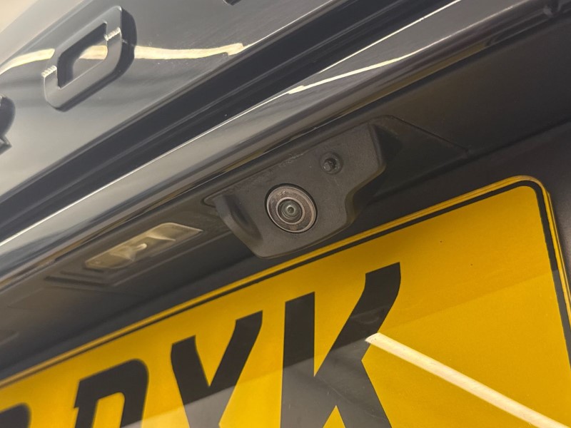 2022 (22) LAND ROVER RANGE ROVER VELAR 2.0 D200 R-Dynamic HSE 5dr Auto 5306777