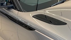 2022 (22) LAND ROVER RANGE ROVER VELAR 2.0 D200 R-Dynamic HSE 5dr Auto 5306757