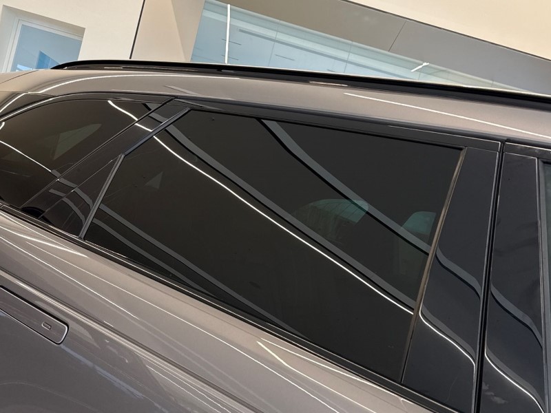 2022 (22) LAND ROVER RANGE ROVER VELAR 2.0 D200 R-Dynamic HSE 5dr Auto 5306787