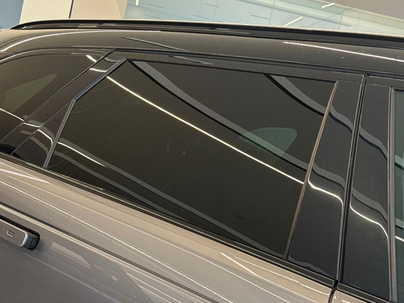 2023 (23) LAND ROVER RANGE ROVER VELAR 2.0 D200 R-Dynamic S 5dr Auto 5306839