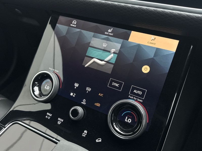 2023 (23) LAND ROVER RANGE ROVER VELAR 2.0 D200 R-Dynamic S 5dr Auto 5306821