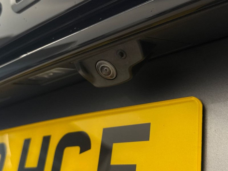 2023 (23) LAND ROVER RANGE ROVER VELAR 2.0 D200 R-Dynamic S 5dr Auto 5306829